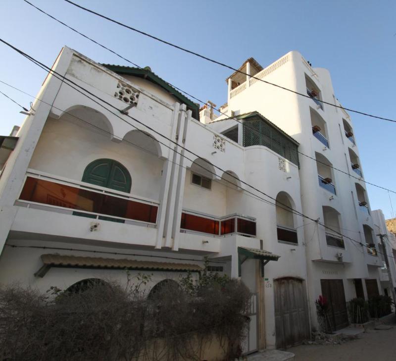 Kakatar Family , Yoff Appart hôtel Dakar